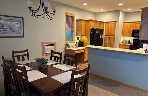 Helena Valley Northwest House | Townhouse in beautiful North Helena Valley, below the majestic Sleeping Giant