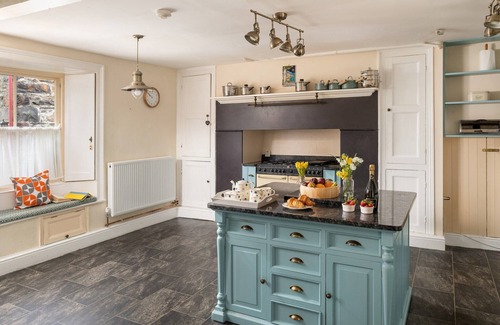 Llanrwst House | Townhouse in Llanrwst near Snowdonia Park