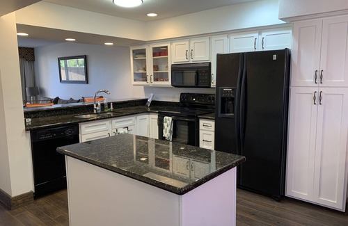 South Scottsdale House | Townhouse in PV, Scottsdale, 2300 sqft., Sleeps 6, 3BD/2.5 Bath, Pool & Lake