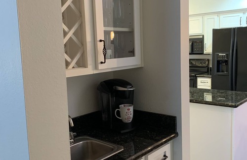 South Scottsdale House | Townhouse in PV, Scottsdale, 2300 sqft., Sleeps 6, 3BD/2.5 Bath, Pool & Lake