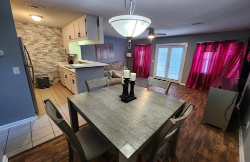 Enterprise House | Townhouse minutes away from the Ft.Rucker gate