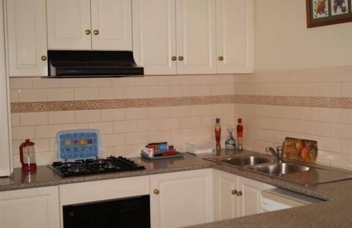 Moonee Ponds House | Townhouse @ Moonee Ponds 4km to CBD