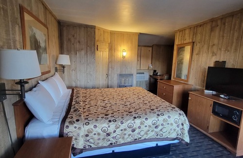 Bishop Hotel | Townhouse Motel