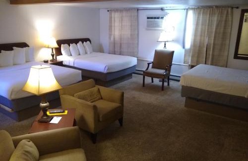 Lusk Hotel | Townhouse Motel