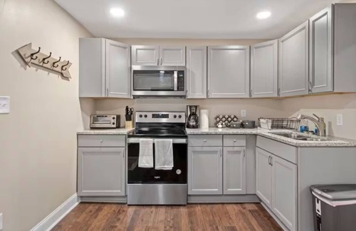 Bowling Green House | Townhouse near WKU & Mammoth Cave
