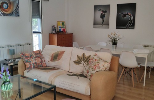 Lumpiaque House | Townhouse near Zaragoza