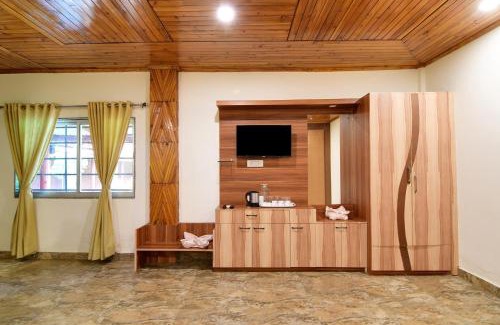 Chalsa Hotel | Townhouse OAK Gorumara Jungle Resort