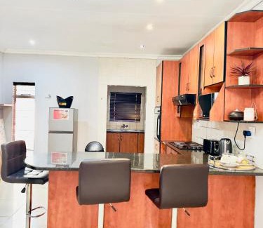 Mahikeng Apartment | Townhouse on 6526 Boiketlo Street, Golfview