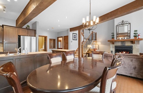 Mont-Tremblant House | Townhouse on the Golf La Bête -10min to Tremblant