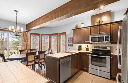 Mont-Tremblant House | Townhouse on the Golf La Bête -10min to Tremblant