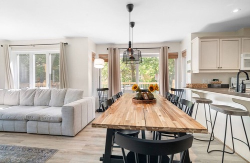 Mont-Tremblant House | Townhouse on the Golf w/Pool Access -Aiglon 1666