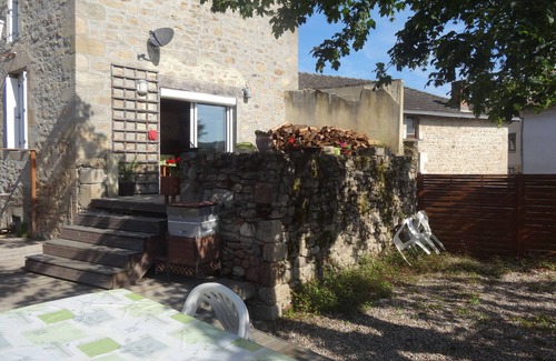 Eymoutiers House | Townhouse St Jacques, on the pilgrimage route, heart of medieval Eymoutiers