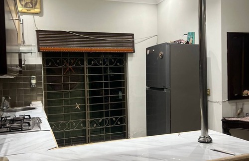 Lahore House | Townhouse Upper Portion with 2 bedrooms, Family Sized Condo