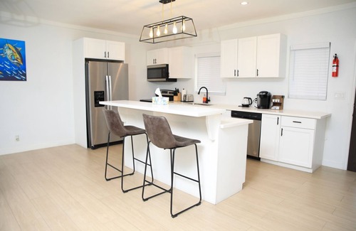 Nassau House | Townhouse w/Pool Near Beach, Airport & Supermarket