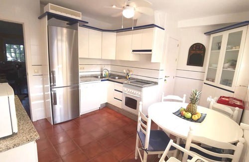 Puerto Rey House | Townhouse with garden, aacc, 300 meters from the beach.