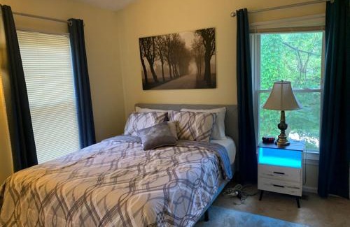 Newington House | Townhouse with High Speed WiFi & Free Parking