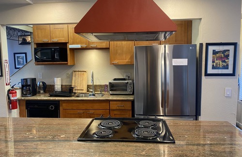 Zephyr Cove House | Townhouse with HOA Hot Tub, Pool & Sauna. 50% Discount for Fall Monthly Rental!