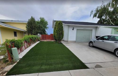 West Wendover Apartment | townhouse with jacuzzi and 1 car garage
