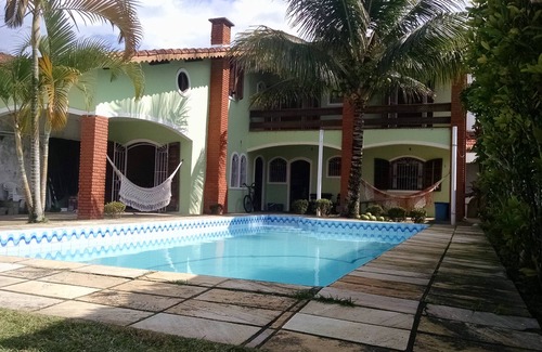 Balneario Arpoador House | Townhouse with pool 500 meters from the beach with free Wi-Fi and cable TV!