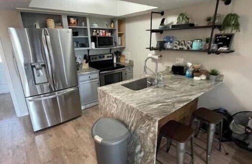 Point Venture House | Townhouse With Private Beach Access