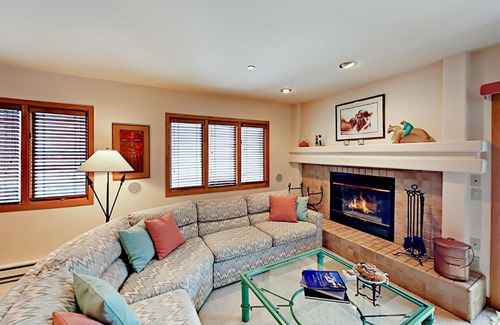 Beaver Creek Apartment | Townsend Place B206