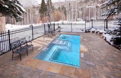 Beaver Creek Apartment | Townsend Place Ski In Ski Out Access