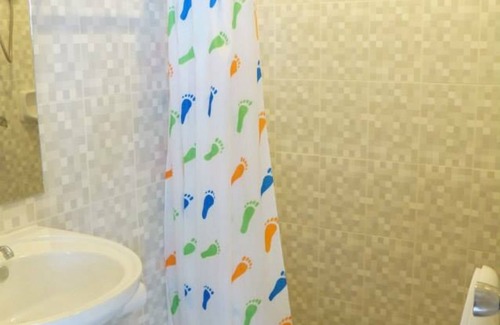 Larena Hotel | Townview Guest House