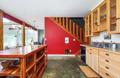 Saugerties Other | Toymaker Farm: Bright Private Oasis in Saugerties