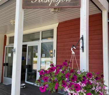Sunndalsora Hotel | Trædal Hotel