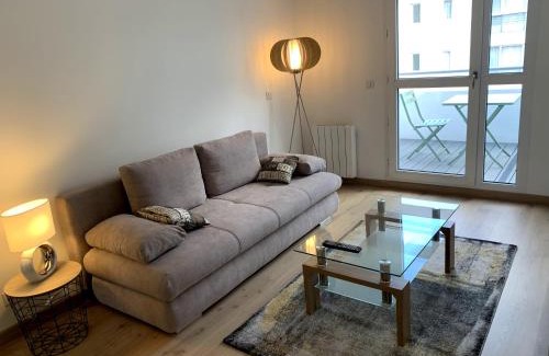 Divonne-les-Bains Apartment | Très bel appartement T2 de standing entièrement meublé à 5 min à pied du centre.