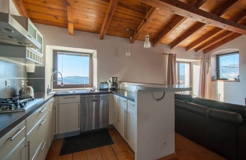 Calenzana Apartment | Très bel appartement Celu : ambiance village et belle vue tout confort