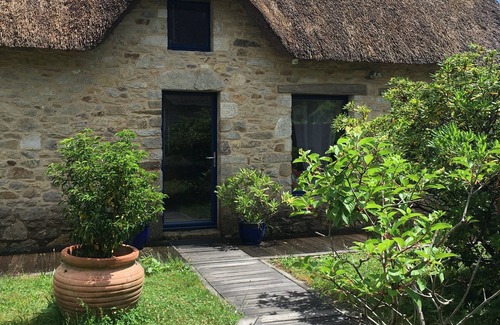 Saint-Lyphard House | Très Belle Chaumière de Charme