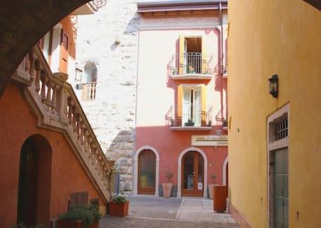 Torri del Benaco Apartment | Tra mura medioevali... a pochi metri dal lago