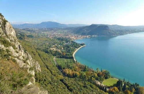 Torri del Benaco Apartment | Tra mura medioevali... a pochi metri dal lago
