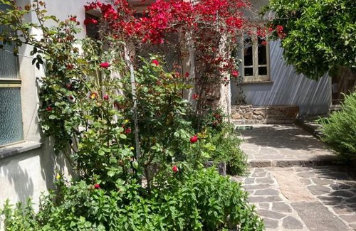 Sardara Bed & Breakfast | Tra storia e realtà