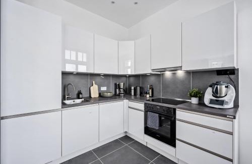 Suedvorstadt Apartment | TRABER APARTMENTS 1 SZ Balkon 2 Badezimmer Südvorstadt
