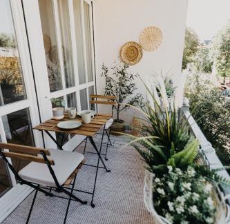 Zentrum-Ost Apartment | TRABER APARTMENTS im Herzen Leipzigs Balkon Parkplatz