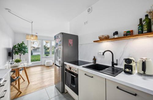 Wahren Apartment | TRABER APARTMENTS Studio Kaffee Terrasse & Parken