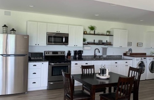 Schuylerville Apartment | Track Season Rental Newly renovated 1 BR apt. on Horse Farm with beautiful views