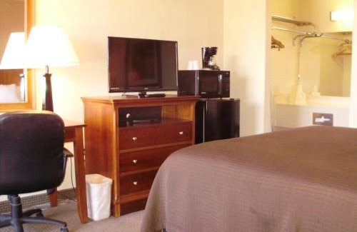 Tulsa Hotel | Trade Winds Central Inn