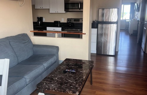 Rockland Apartment | Trade Winds on the Bay