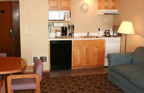 Rockaway Beach Hotel | Tradewinds Motel