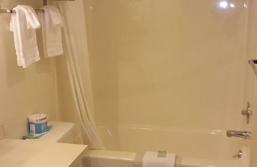 Rockaway Beach Hotel | Tradewinds Motel
