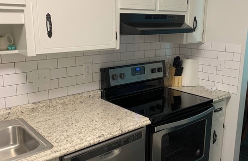 Northeast Pensacola House | Tradewinds Pensacola 1 bedroom northeast cottage