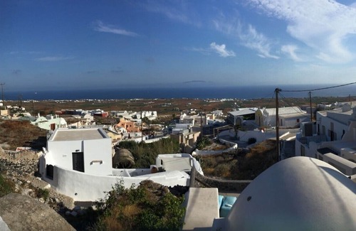 Finikia House | Tradition house in the quiet Finikià,with an outstanding sunset view