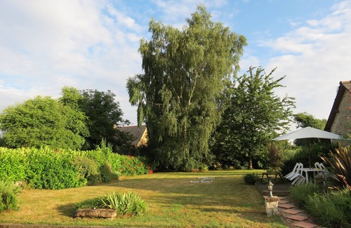 Saint-Andre-des-Eaux Other | Traditional French Farmhouse Located In Lovely Country Setting