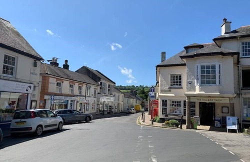 South Brent Cottage | Traditional 3 bedroom Cottage, Dartmoor & Beaches
