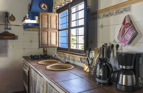 El Borge Cottage | Traditional andalusian house/Long winter vacation offers !