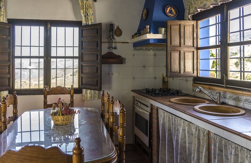 El Borge Cottage | Traditional andalusian house/Long winter vacation offers !