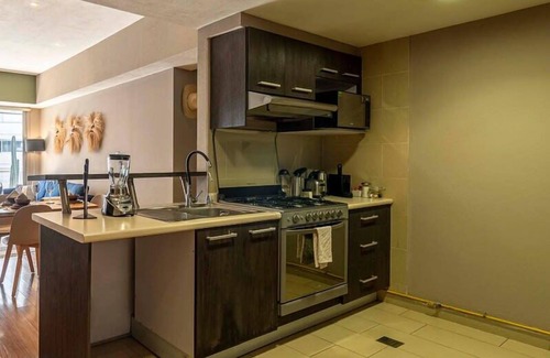 Ampliacion Granada Apartment | Traditional Apartment Vive Grand by Kukun